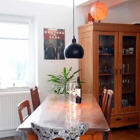 Wunderschöne Helle Wohnung, 10 Min Zum Zentrum Apartment Stuttgart
