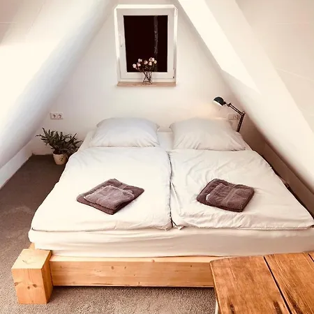 Wunderschone Helle Wohnung, 10 Min Zum Zentrum Stuttgart